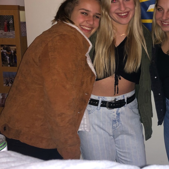 Orange fluffy jacket - Picture 4 of 6